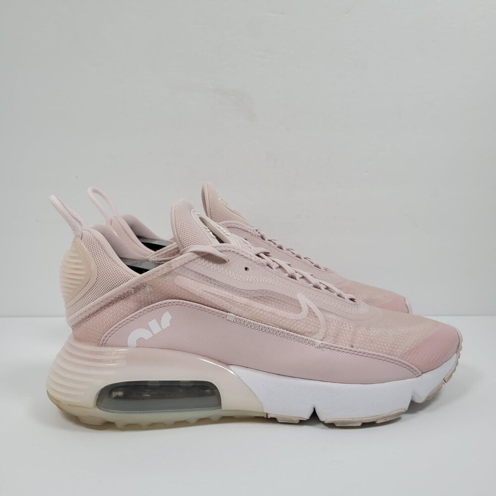 Nike Air Max 2090 Women's Barely Rose White Athletic Shoe CT1290-600 US Size 9.5